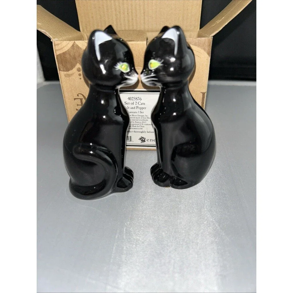 Unbranded product set